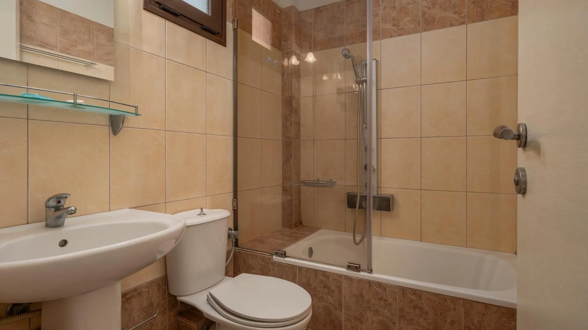 Alkioni By The Sea Apartment Siviri