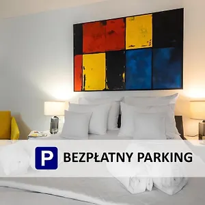 rezervați aici