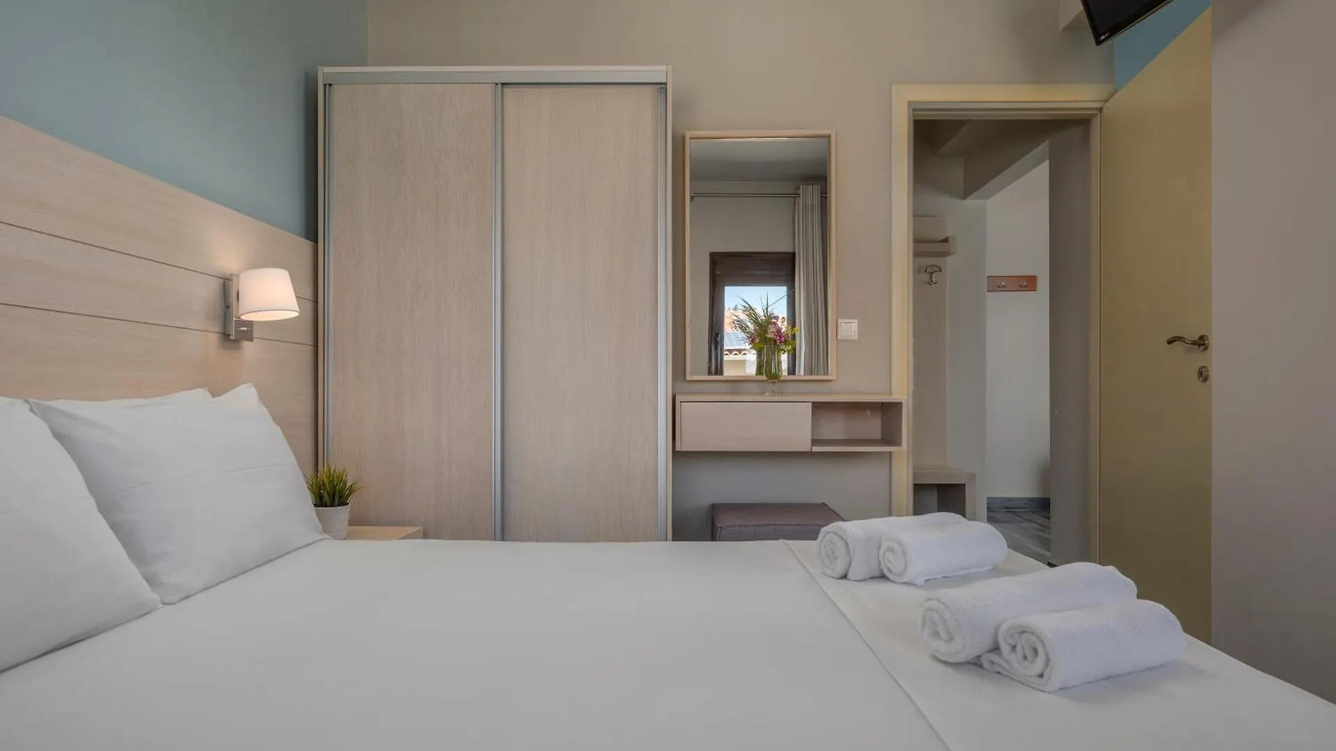Alkioni By The Sea Apartment Siviri