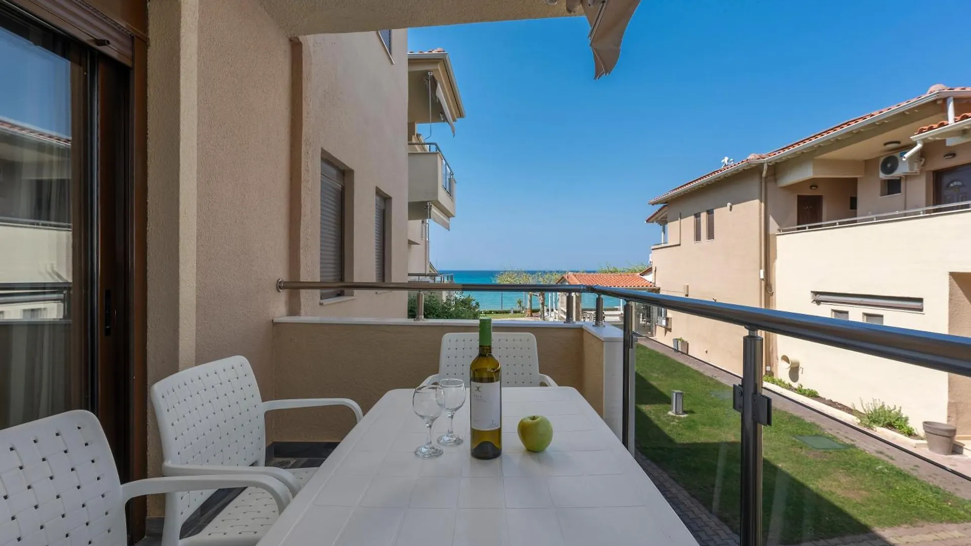 Alkioni By The Sea Apartment Siviri