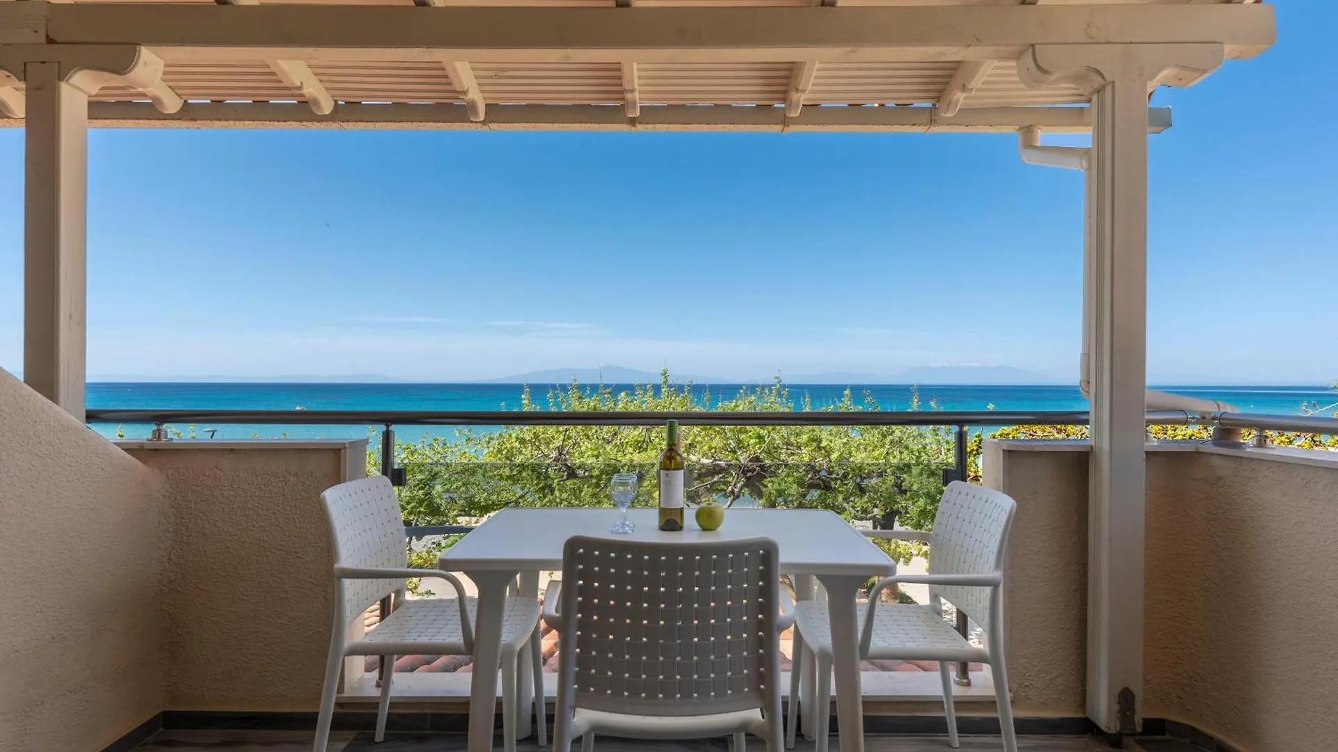 Alkioni By The Sea Apartment Siviri Greece