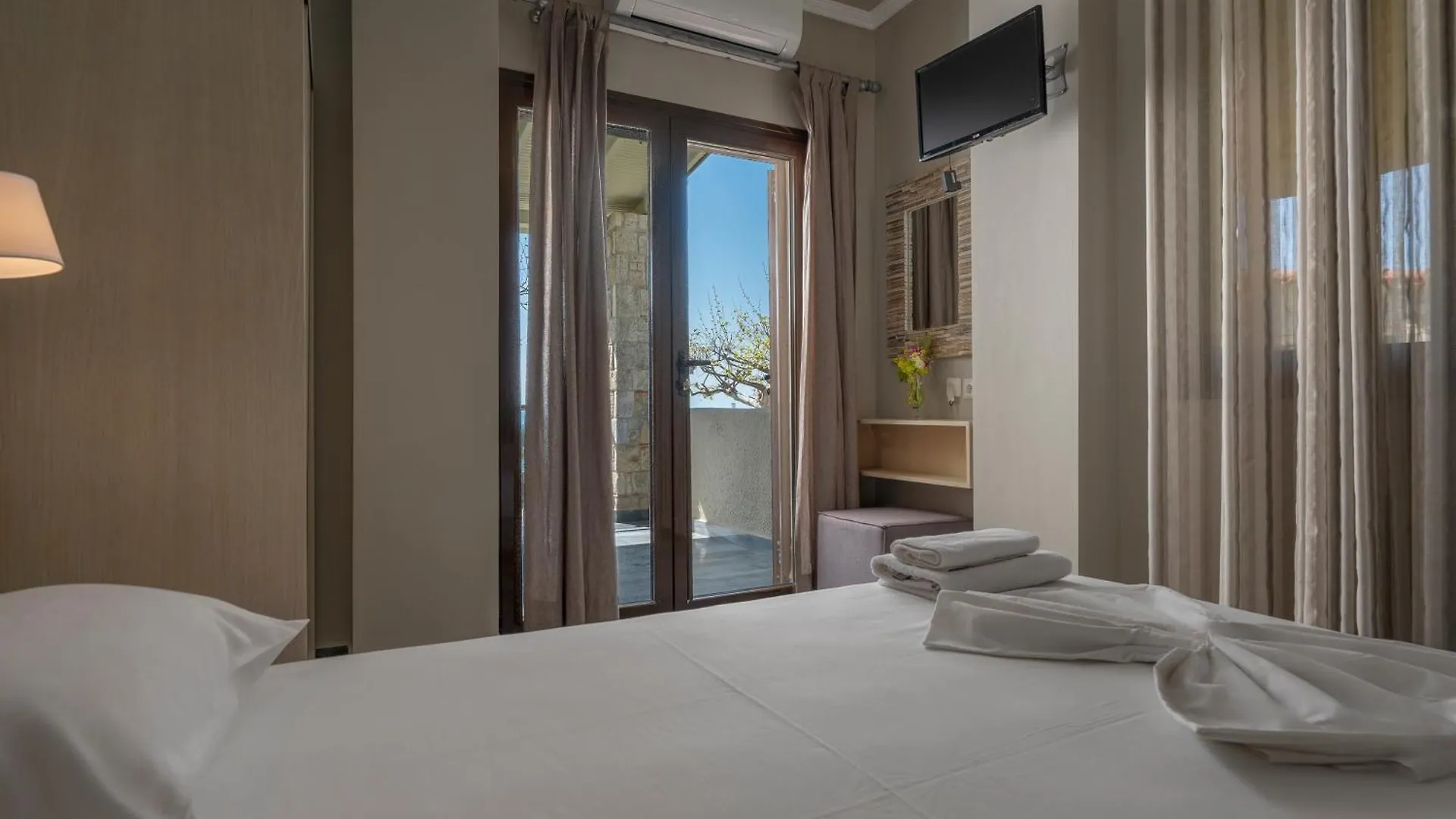 Alkioni By The Sea Apartment Siviri