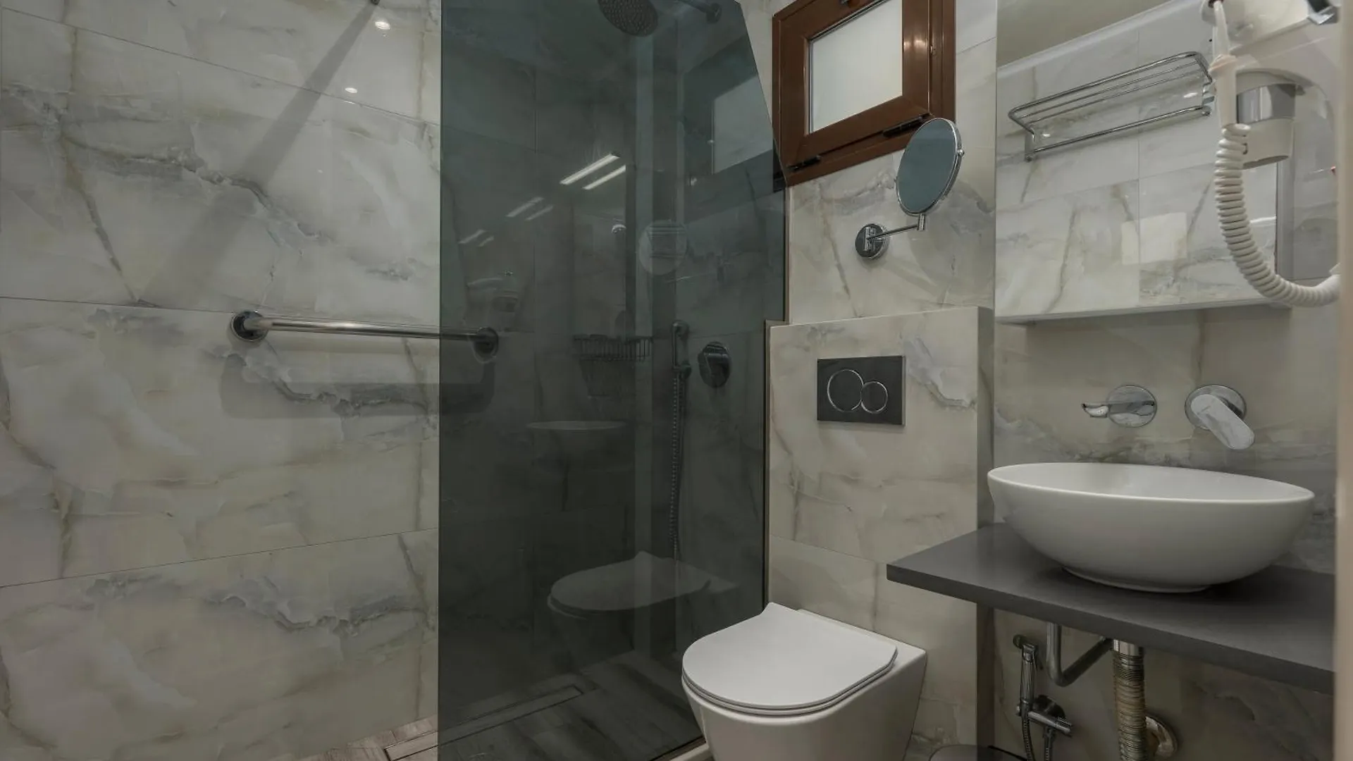 Alkioni By The Sea Apartment Siviri